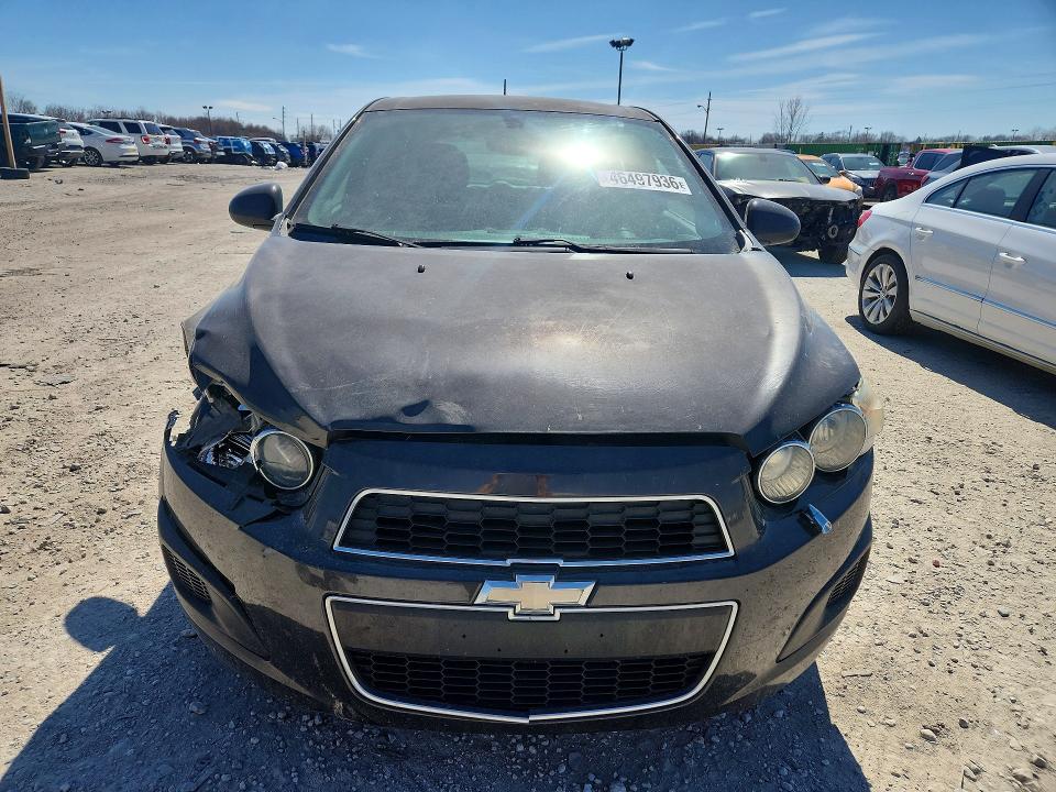 46497936 :رقم المزاد ، 1G1JC6SH5F4130139 vin ، 2015 Chevrolet Sonic مزاد بيع