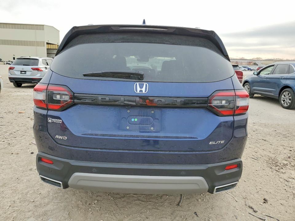 46990316 :رقم المزاد ، 5FNYG1H83RB005335 vin ، 2024 Honda Pilot مزاد بيع