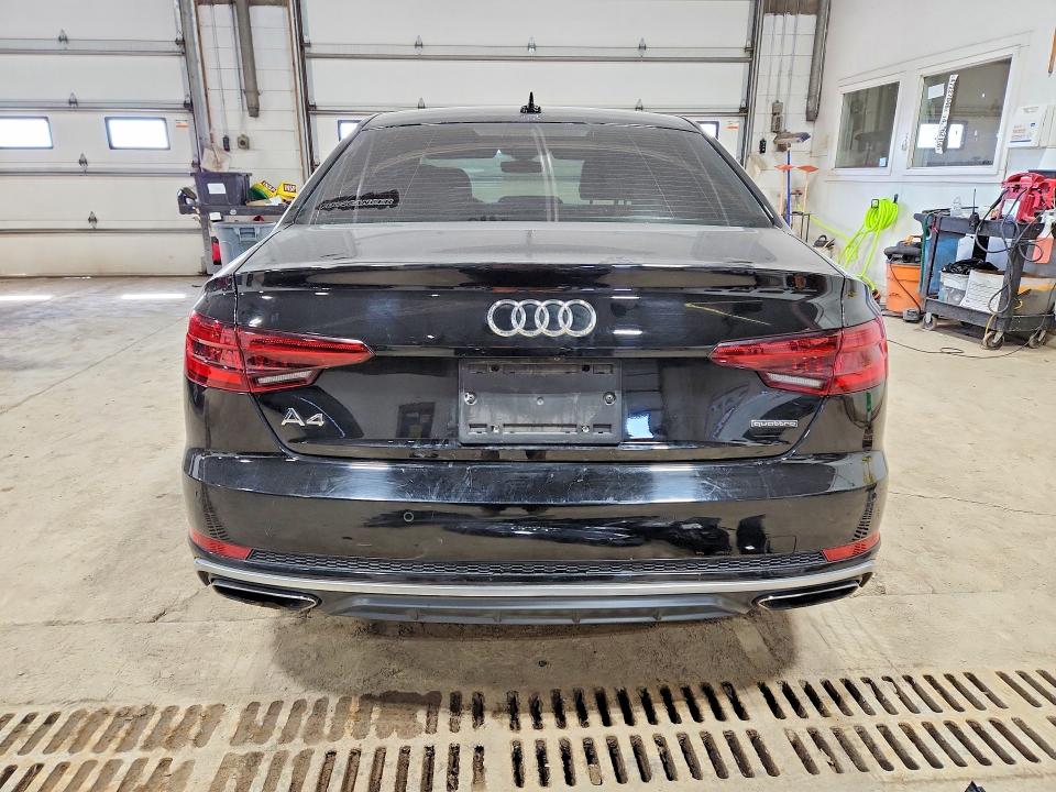 Продаж на аукціоні авто 2019 Audi A4, vin: WAUENAF49KA037744, номер лоту: 46954366