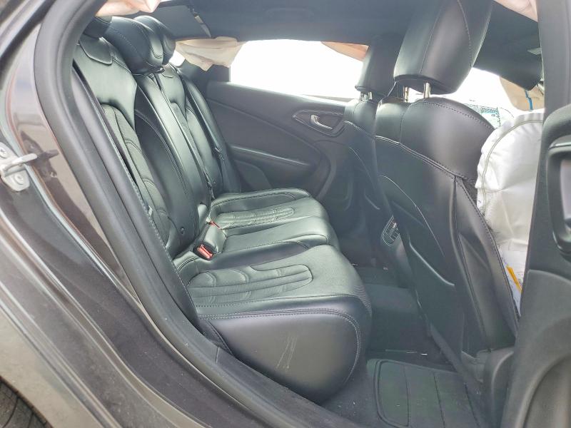 48020806 :رقم المزاد ، 1C3CCCBB3FN747970 vin ، 2015 Chrysler 200 مزاد بيع