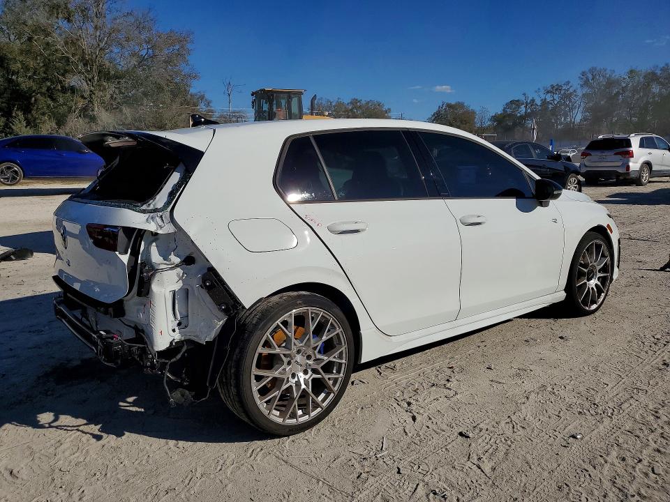 2025 Volkswagen Golf R მანქანა იყიდება აუქციონზე, vin: WVWEB7CD0SW215028, აუქციონის ნომერი: 79350125