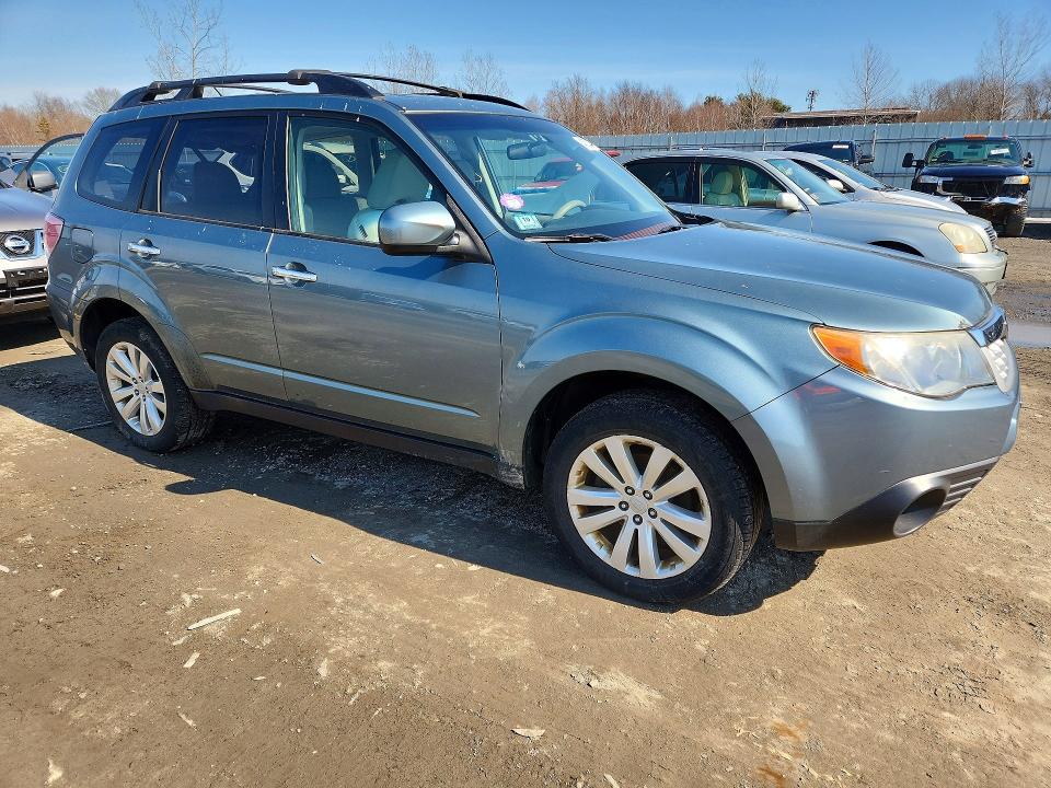 45730446 :رقم المزاد ، JF2SHADC3CH458313 vin ، 2012 Subaru Forester مزاد بيع