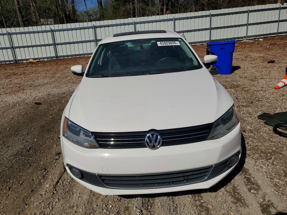 2012 Volkswagen Jetta მანქანა იყიდება აუქციონზე, vin: 3VWLP7AJ5CM320339, აუქციონის ნომერი: 45929026