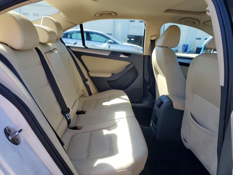 Aukcja sprzedaży 2017 Volkswagen Jetta, vin: 3VWDB7AJ3HM325677, numer aukcji: 46100236