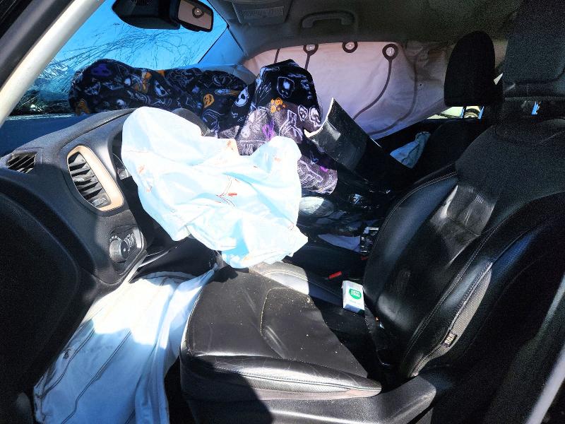 2015 Jeep Renegade მანქანა იყიდება აუქციონზე, vin: ZACCJBDT1FPC10278, აუქციონის ნომერი: 47026996