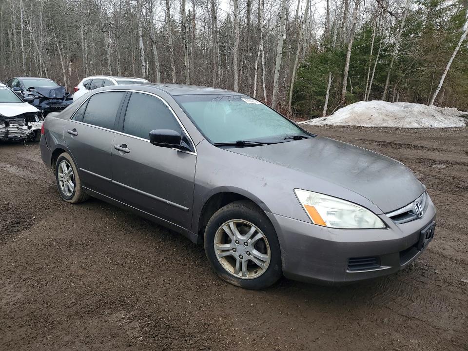 47342196 :رقم المزاد ، 1HGCM567X7A810440 vin ، 2007 Honda Accord مزاد بيع