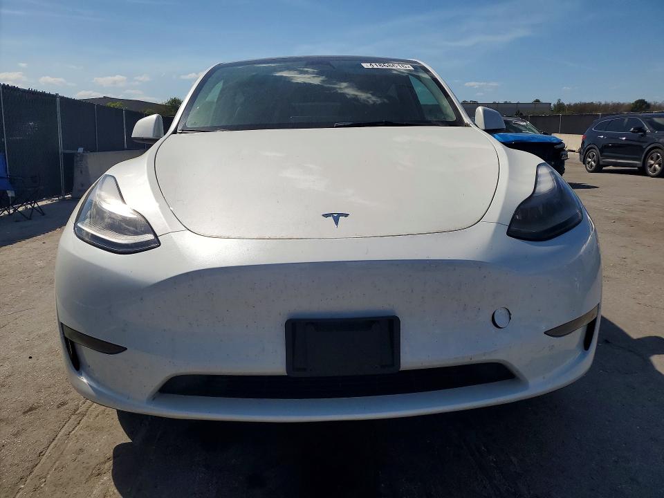 41868616 :رقم المزاد ، 7SAYGDEEXPF788262 vin ، 2023 Tesla Model Y مزاد بيع
