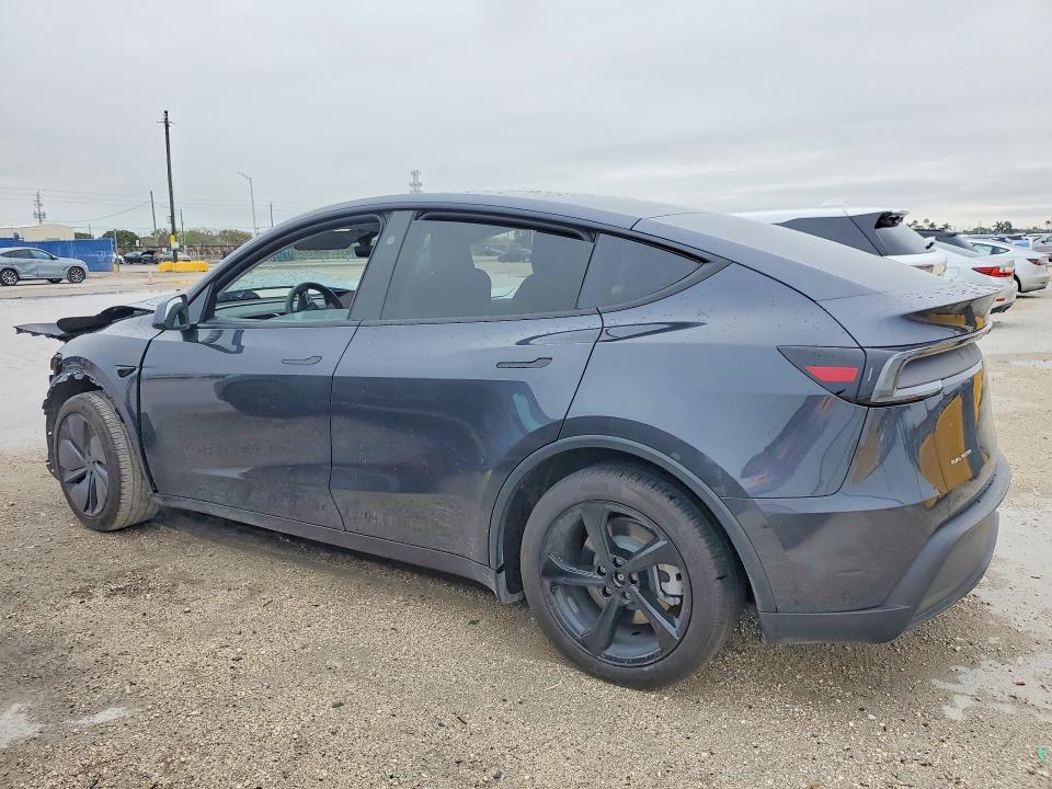 2026 Tesla Model Y მანქანა იყიდება აუქციონზე, vin: 7SAYGDEE4TA380511, აუქციონის ნომერი: 46210696