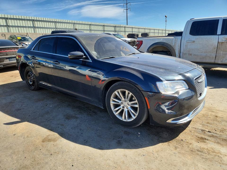 2017 Chrysler 300 მანქანა იყიდება აუქციონზე, vin: 2C3CCAAGXHH538514, აუქციონის ნომერი: 45933996
