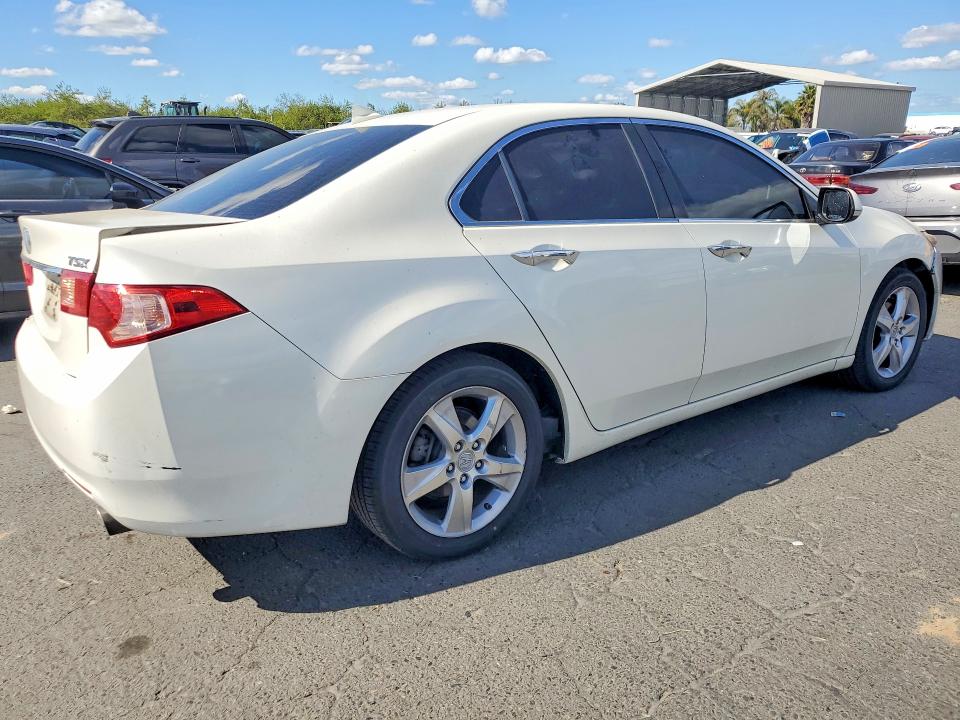 79486775 :رقم المزاد ، JH4CU2F61BC002722 vin ، 2011 Acura Tsx مزاد بيع