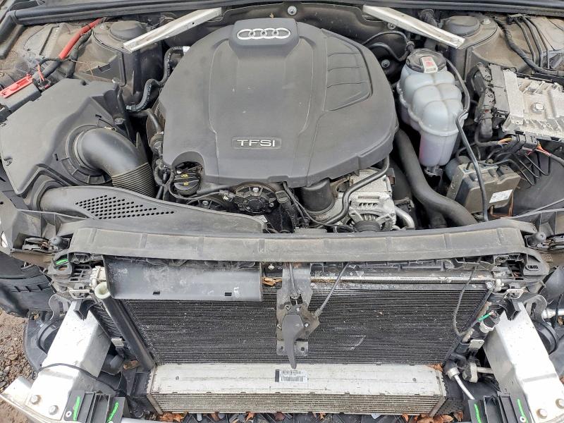 Продажа на аукционе авто 2018 Audi A4, vin: WAUENAF46JA232330, номер лота: 41659116