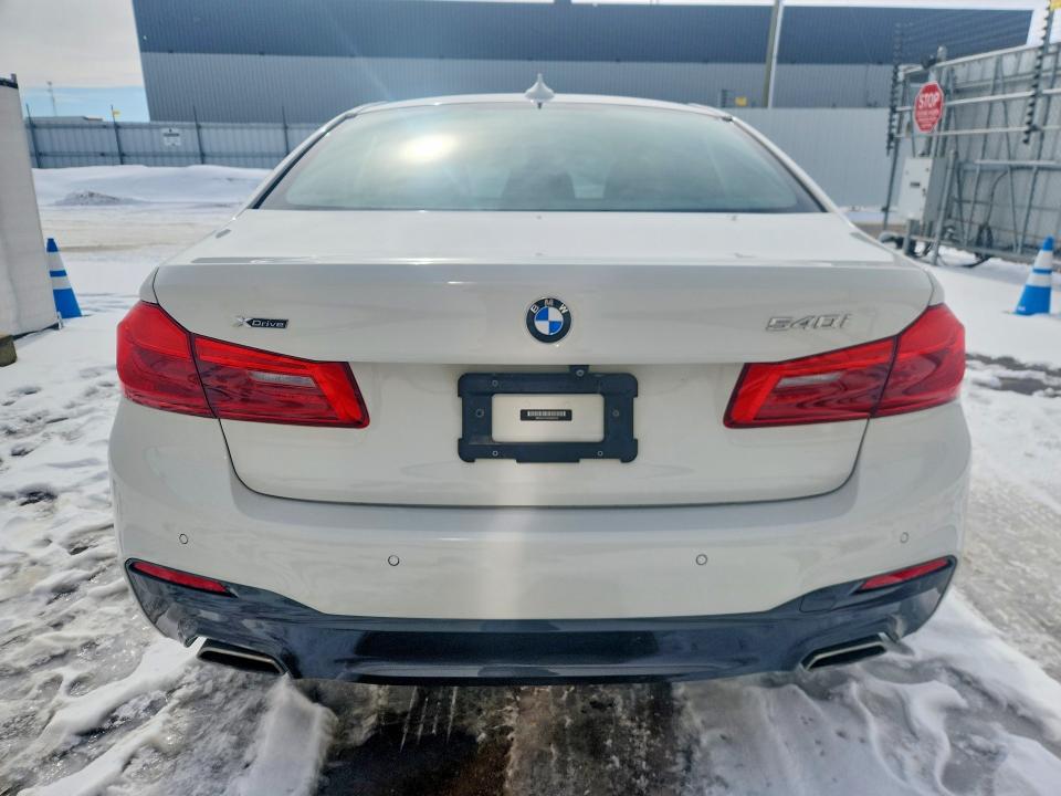 2017 Bmw 540 მანქანა იყიდება აუქციონზე, vin: WBAJE7C3XHG889328, აუქციონის ნომერი: 47554356