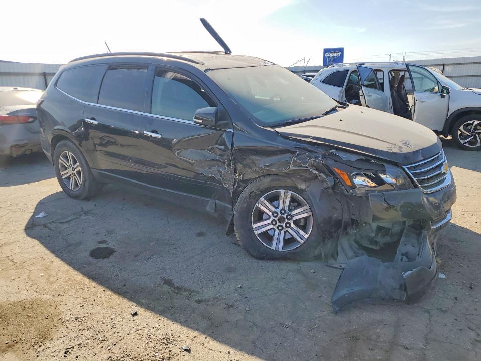 45521436 :رقم المزاد ، 1GNKRHKD4FJ124134 vin ، 2015 Chevrolet Traverse مزاد بيع