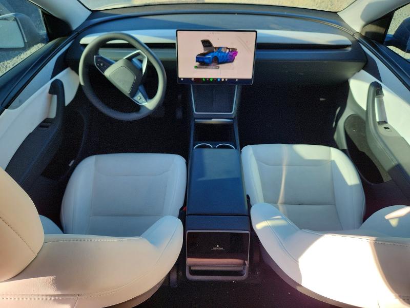 47433996 :رقم المزاد ، 7SAYGDEE7TF330852 vin ، 2026 Tesla Model Y مزاد بيع