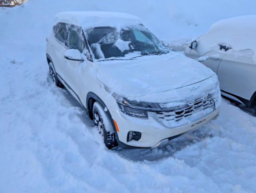 Продаж на аукціоні авто 2024 Kia Seltos, vin: KNDERCAAXR7656179, номер лоту: 75294525