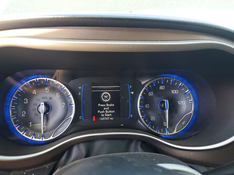 45856716 :رقم المزاد ، 2C4RC1DG3LR145748 vin ، 2020 Chrysler Voyager مزاد بيع