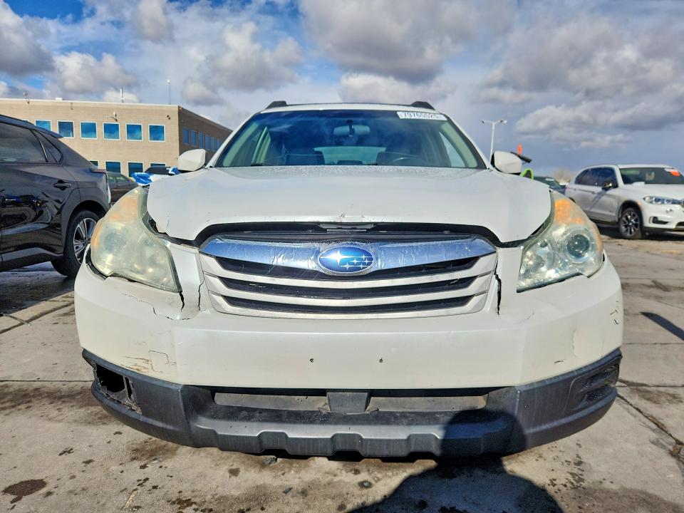79765525 :رقم المزاد ، 4S4BRCAC0A1320189 vin ، 2010 Subaru Outback مزاد بيع
