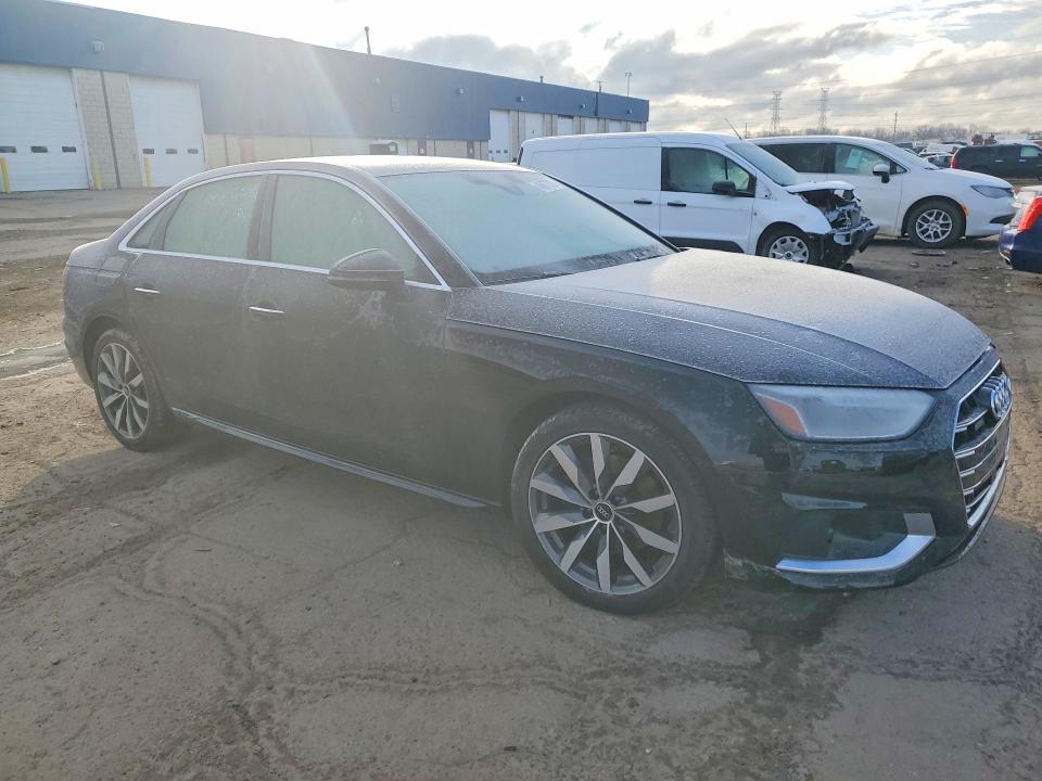 Продажа на аукционе авто 2022 Audi A4, vin: WAUBBAF47NN010857, номер лота: 46977026
