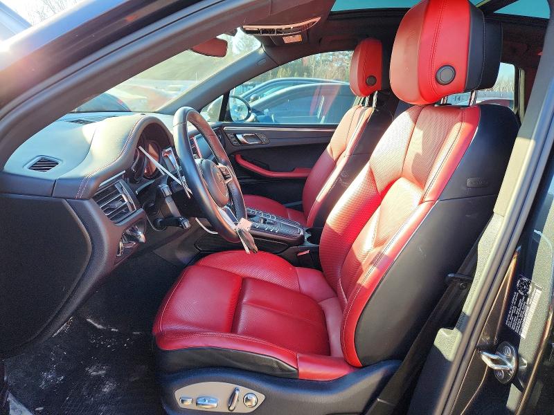 47403386 :رقم المزاد ، WP1AA2A58MLB07095 vin ، 2021 Porsche Macan مزاد بيع