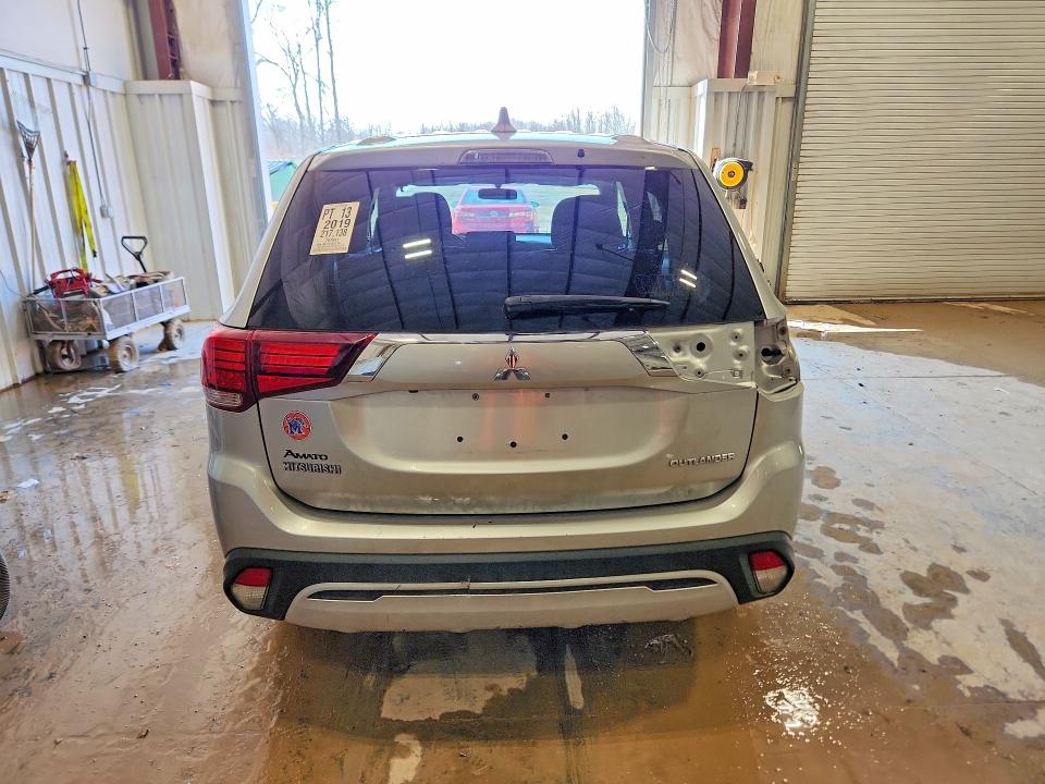 46769106 :رقم المزاد ، JA4AD2A34KZ053323 vin ، 2019 Mitsubishi Outlander مزاد بيع