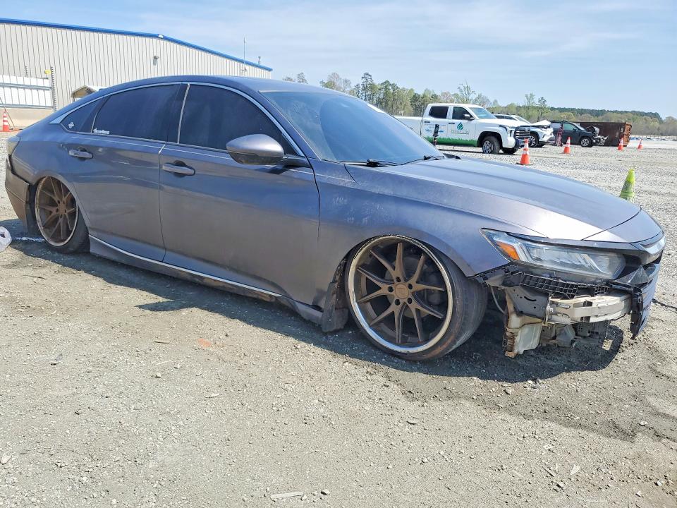 2018 Honda Accord მანქანა იყიდება აუქციონზე, vin: 1HGCV1F55JA192617, აუქციონის ნომერი: 47959296