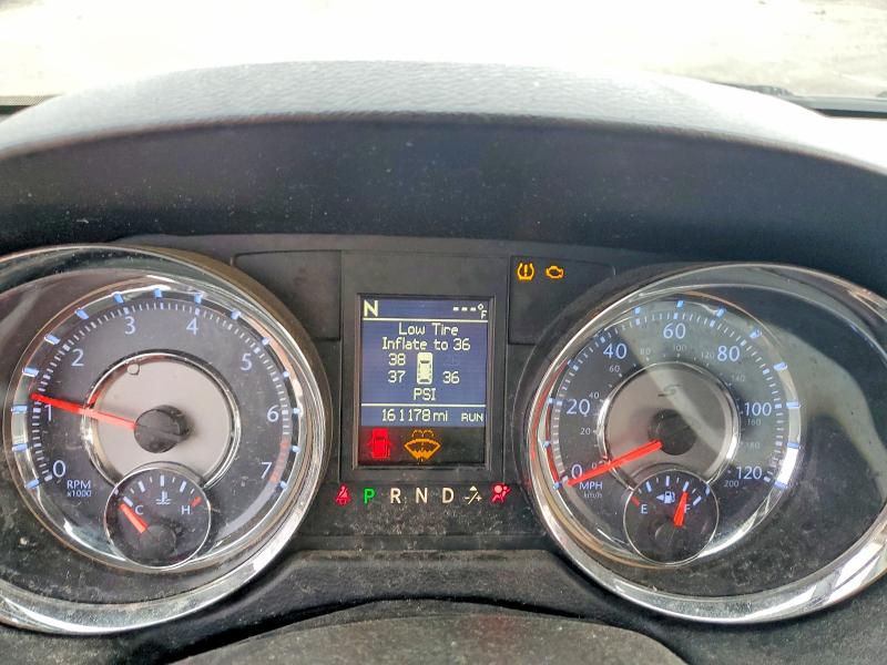 2015 Chrysler Town & Country მანქანა იყიდება აუქციონზე, vin: 2C4RC1HG7FR561655, აუქციონის ნომერი: 45533886
