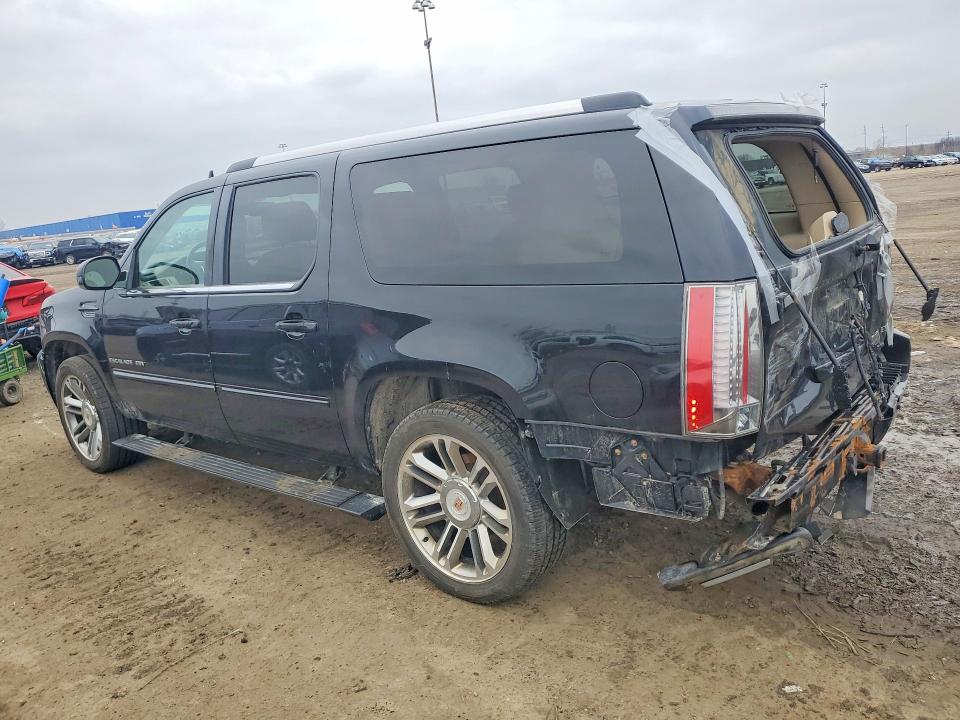41699406 :رقم المزاد ، 1GYS4JEF4ER234526 vin ، 2014 Cadillac Escalade مزاد بيع
