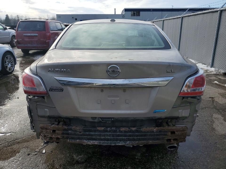 Продажа на аукционе авто 2015 Nissan Altima, vin: 1N4AL3AP1FN392013, номер лота: 78325495