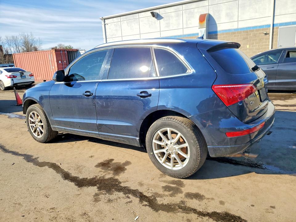45565896 :رقم المزاد ، WA1CFAFPXBA037392 vin ، 2011 Audi Q5 مزاد بيع