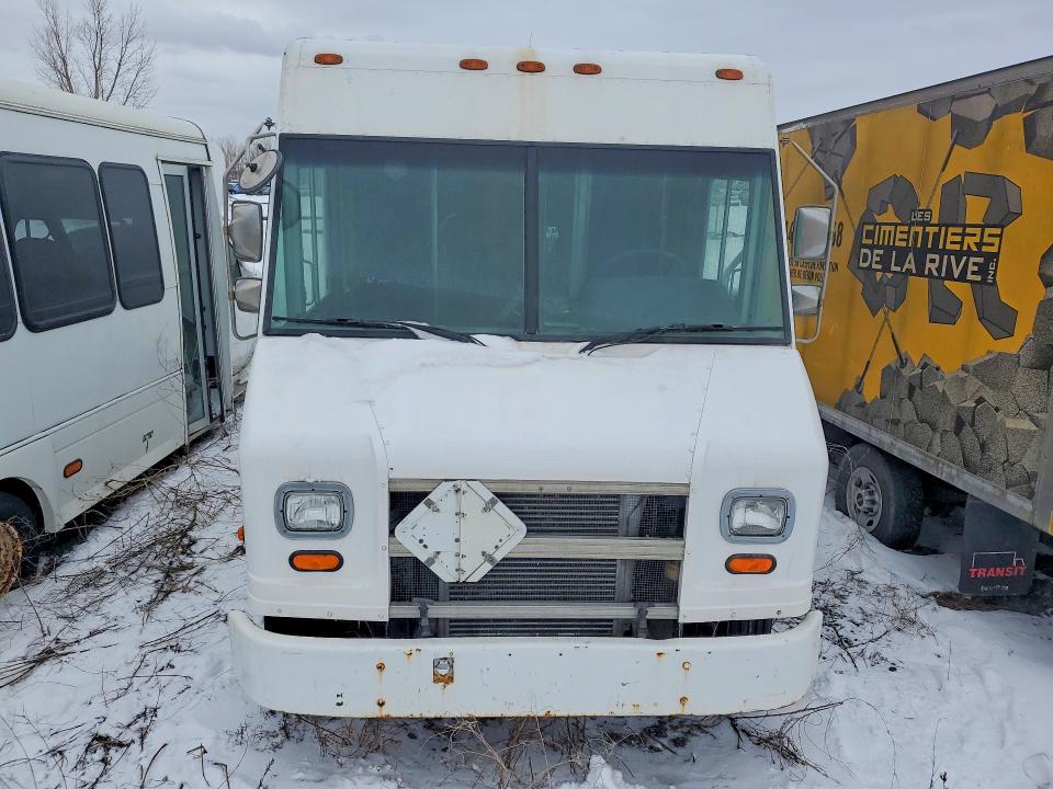 Auction sale of the 2005 Freightliner Chassis, vin: 4UZAANBW65CU21349, lot number: 77104655