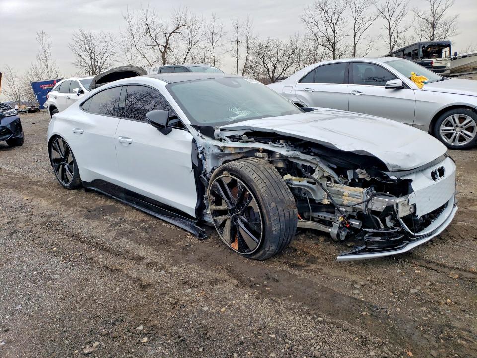 Aukcja sprzedaży 2024 Audi E-tron Gt, vin: WAUEJBFW5R7003696, numer aukcji: 45584656