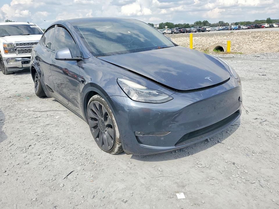 47750256 :رقم المزاد ، 5YJYGDEF9MF202006 vin ، 2021 Tesla Model Y مزاد بيع