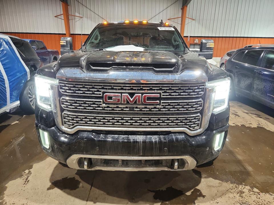 47131376 :رقم المزاد ، 1GT49WEY3NF311127 vin ، 2022 Gmc Sierra مزاد بيع