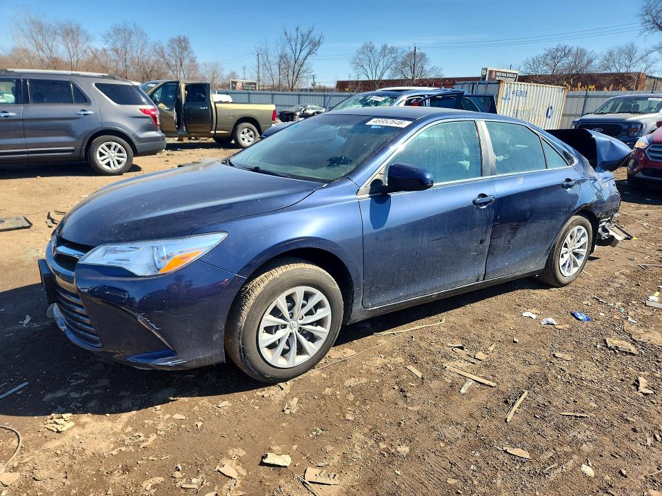 Aukcja sprzedaży 2016 Toyota Camry, vin: 4T4BF1FK2GR562685, numer aukcji: 46952646