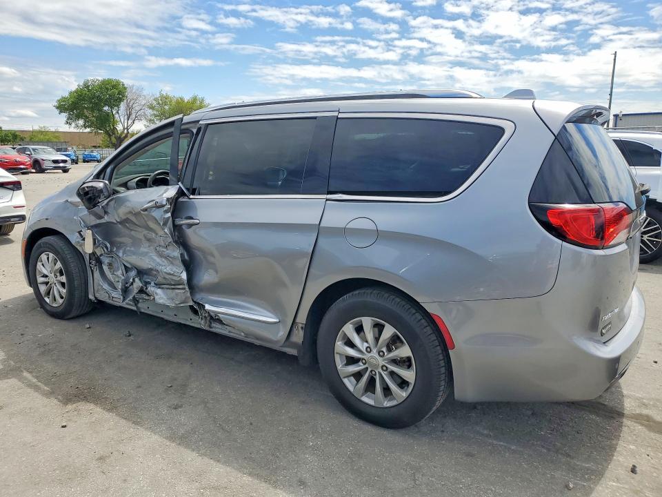 46302716 :رقم المزاد ، 2C4RC1BG3JR101488 vin ، 2018 Chrysler Pacifica مزاد بيع