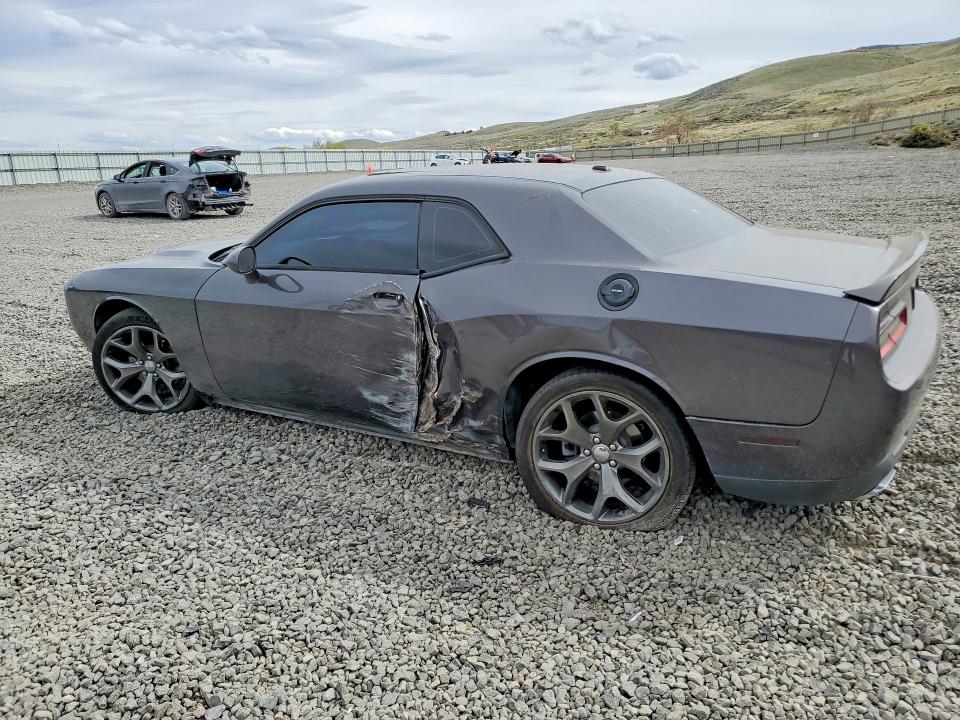 2015 Dodge Challenger მანქანა იყიდება აუქციონზე, vin: 2C3CDZAT8FH924211, აუქციონის ნომერი: 48090166
