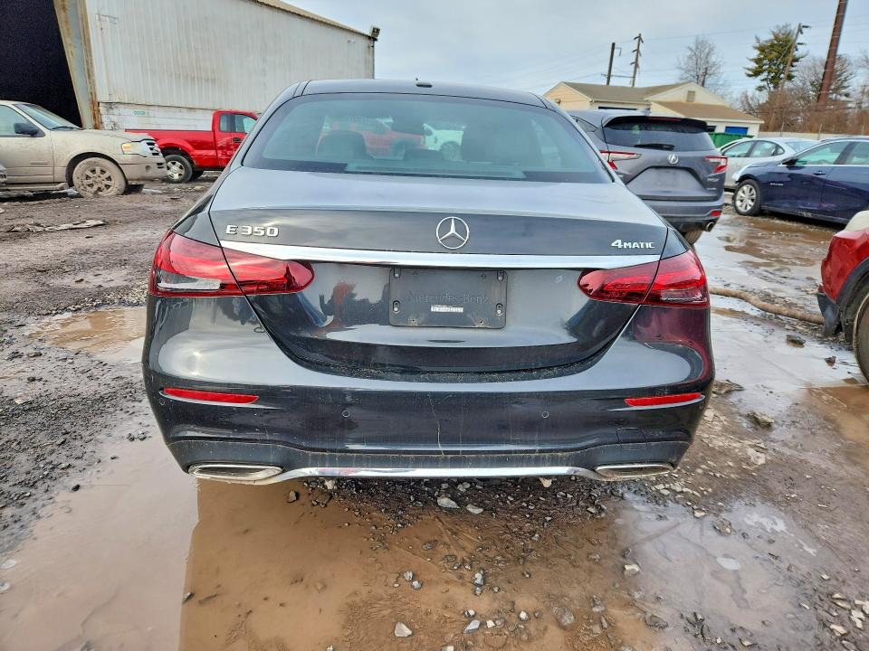 Продажа на аукционе авто 2022 Mercedes-benz E, vin: W1KZF8EB5NB010152, номер лота: 79078635