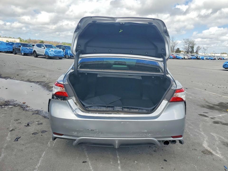 Auction sale of the 2020 Toyota Camry, vin: 4T1G11AKXLU937187, lot number: 79914695