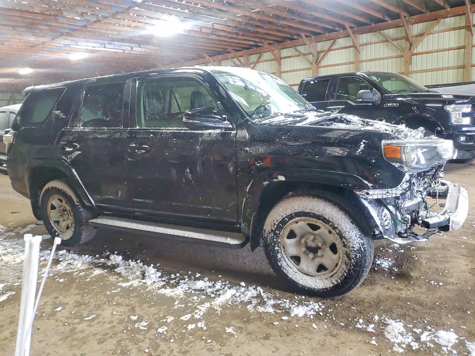 2022 Toyota 4runner მანქანა იყიდება აუქციონზე, vin: JTERU5JR7N5996568, აუქციონის ნომერი: 77369055