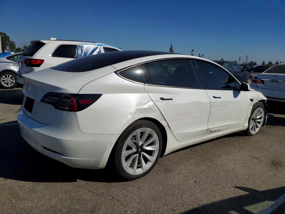 45861636 :رقم المزاد ، 5YJ3E1EA2NF245896 vin ، 2022 Tesla Model 3 مزاد بيع