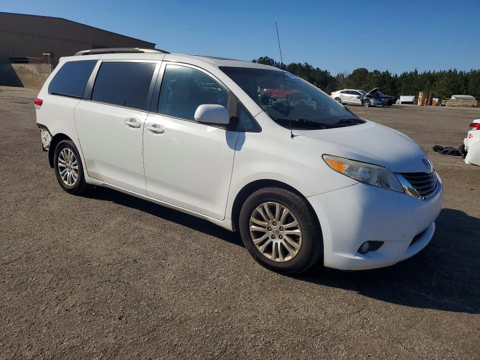 Aukcja sprzedaży 2014 Toyota Sienna, vin: 5TDYK3DC4ES450354, numer aukcji: 46485706