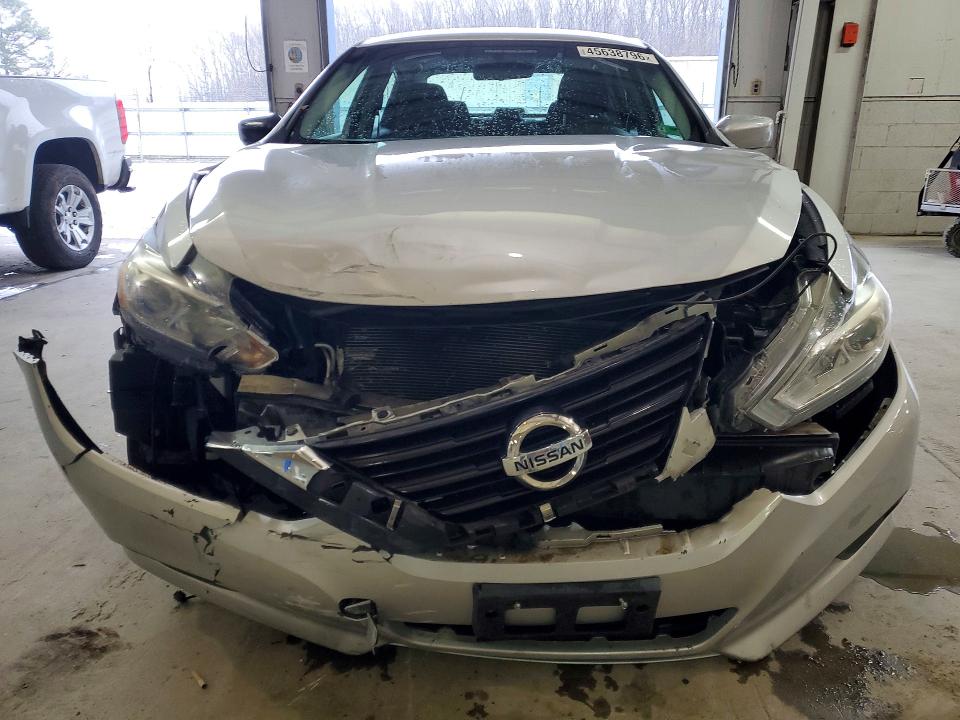 Продажа на аукционе авто 2018 Nissan Altima, vin: 1N4AL3AP7JC179040, номер лота: 45638796