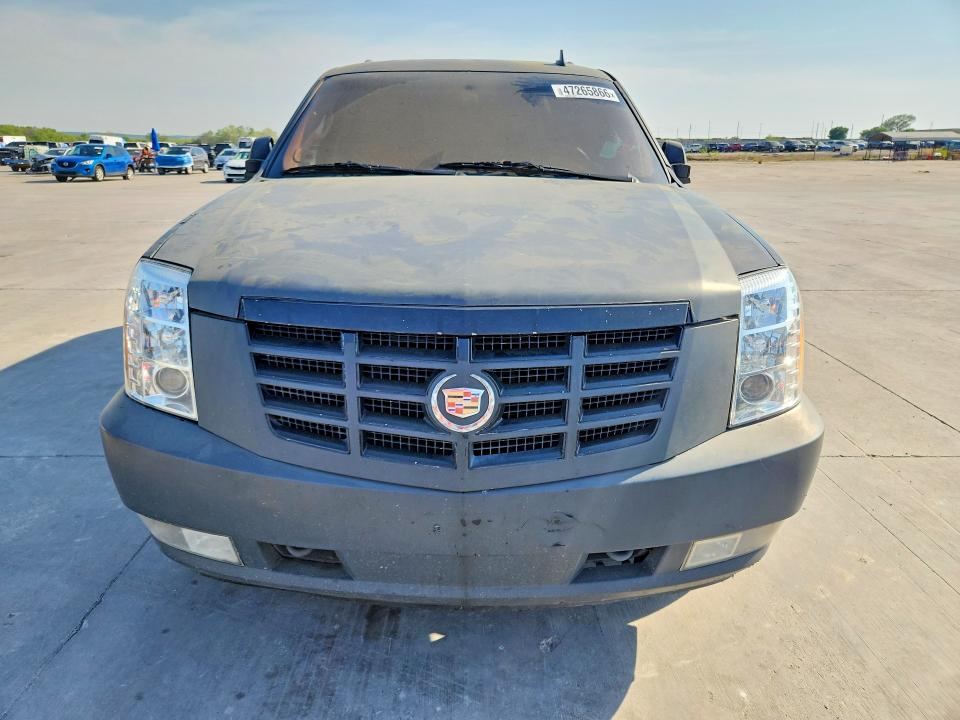 2013 Cadillac Escalade მანქანა იყიდება აუქციონზე, vin: 1GYS4BEF6DR192705, აუქციონის ნომერი: 47265866