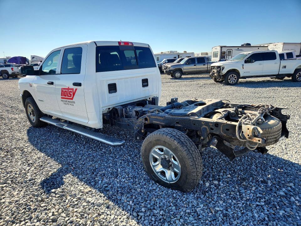 46226386 :رقم المزاد ، 3C6UR5HJ4KG628439 vin ، 2019 Ram 2500 مزاد بيع