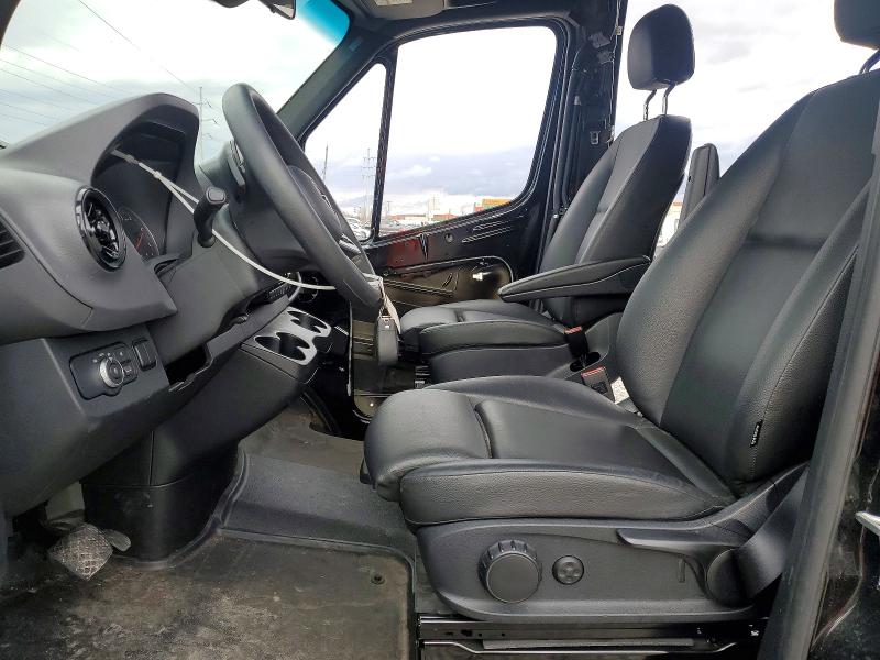 45638276 :رقم المزاد ، W1Z4NFHY7RP660144 vin ، 2024 Mercedes-benz Sprinter مزاد بيع