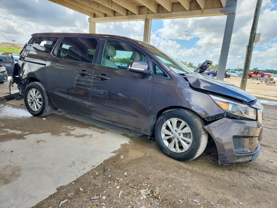 46437806 :رقم المزاد ، KNDMB5C13J6394203 vin ، 2018 Kia Sedona مزاد بيع