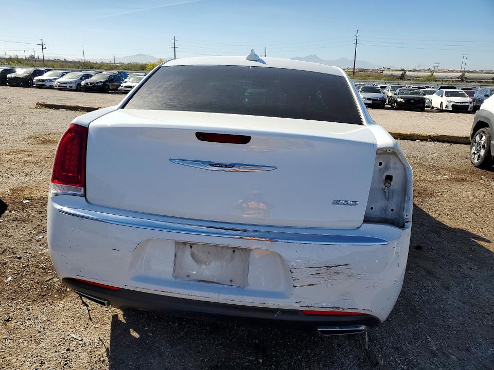 Auction sale of the 2018 Chrysler 300, vin: 2C3CCAEG9JH296475, lot number: 46320496