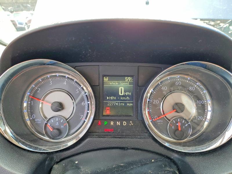 2013 Chrysler Town & Country მანქანა იყიდება აუქციონზე, vin: 2C4RC1BG4DR779199, აუქციონის ნომერი: 46978106