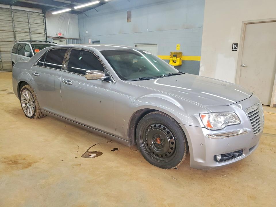 Продажа на аукционе авто 2013 Chrysler 300c, vin: 2C3CCAET5DH736080, номер лота: 79850645