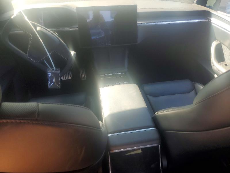 79569585 :رقم المزاد ، 7SAXCBE69RF437446 vin ، 2024 Tesla Model X مزاد بيع